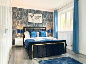 Last-Minute Specials l Exclusive Deals on 2 Double Bedrooms - Weekly & Monthly Stay - Sleeps 6 lHofin Stays Short Lets & Serviced Accommodation